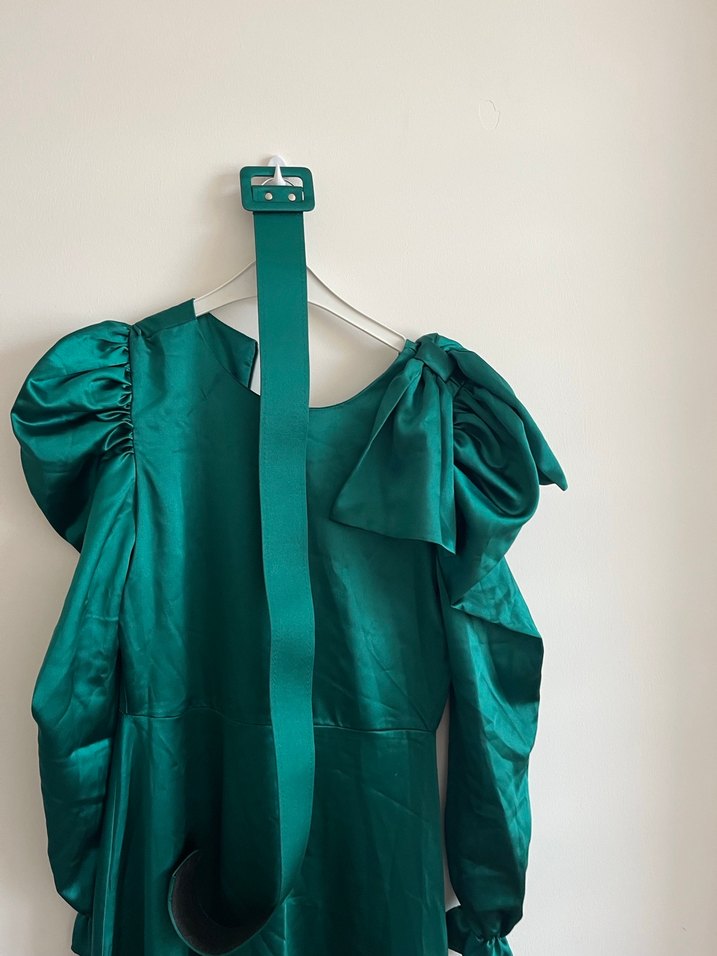 Uzun Yeşil Drapeli Kadın Elbise - Görsel 2