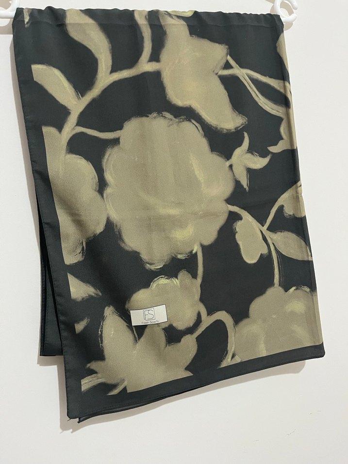 Kadın Koyu Haki İpek Şal - Görsel 3