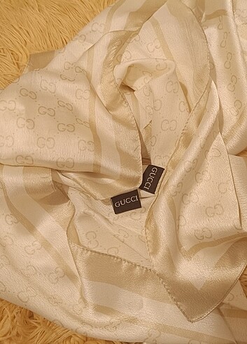 Gucci modelsal