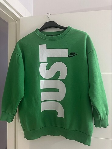 Nıke yeşil sweatshirt