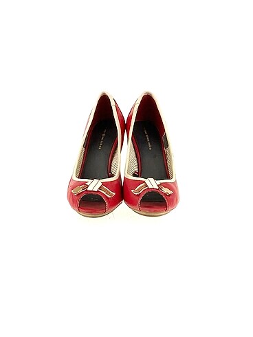 39 Beden Tommy Hilfiger Stiletto %70 İndirimli.