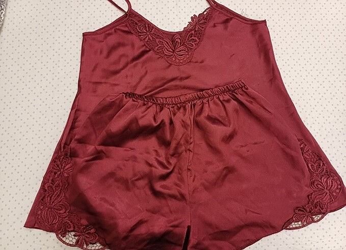xl Beden bordo Renk Saten şortlu takım