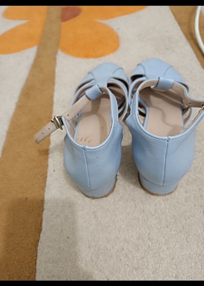 Bebe mavisi kısa topuklu ayakkabı  - Görsel 2