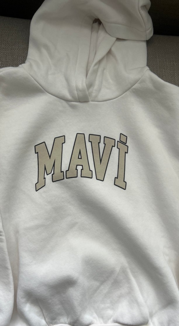 Beyaz Kapüşonlu Mavi Baskılı Sweatshirt - Görsel 2