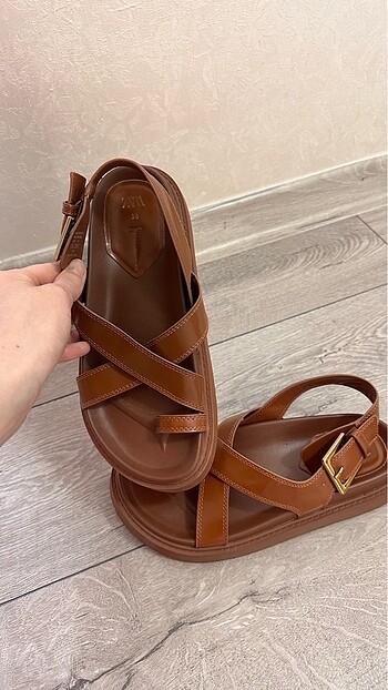 38 Beden Zara Sandalet