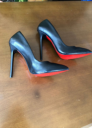 40 Beden siyah Renk Kırmızı Tabanlı Stiletto