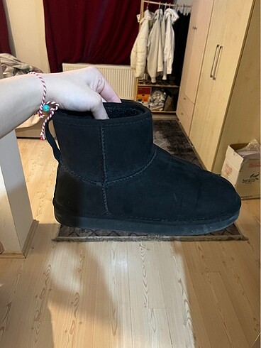 Ugg bot