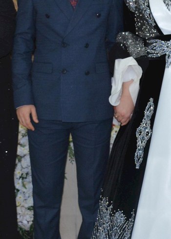 Düğün için Mavi Nakışlı Klasik Damat Takımı
