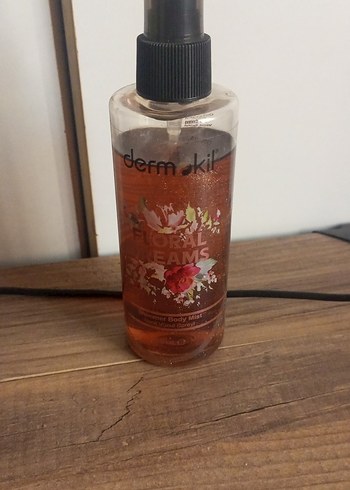 Dermokil Floral Dreams Vücut Spreyi