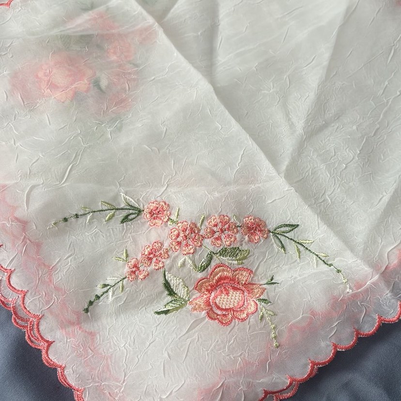 Nakışlı Pastel Beyaz Masa Örtüsü 7 adet - Görsel 3