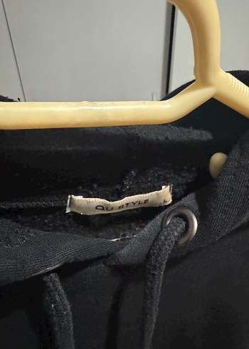 Diğer Siyah Kapüşonlu Rahat Kesim Sweatshirt