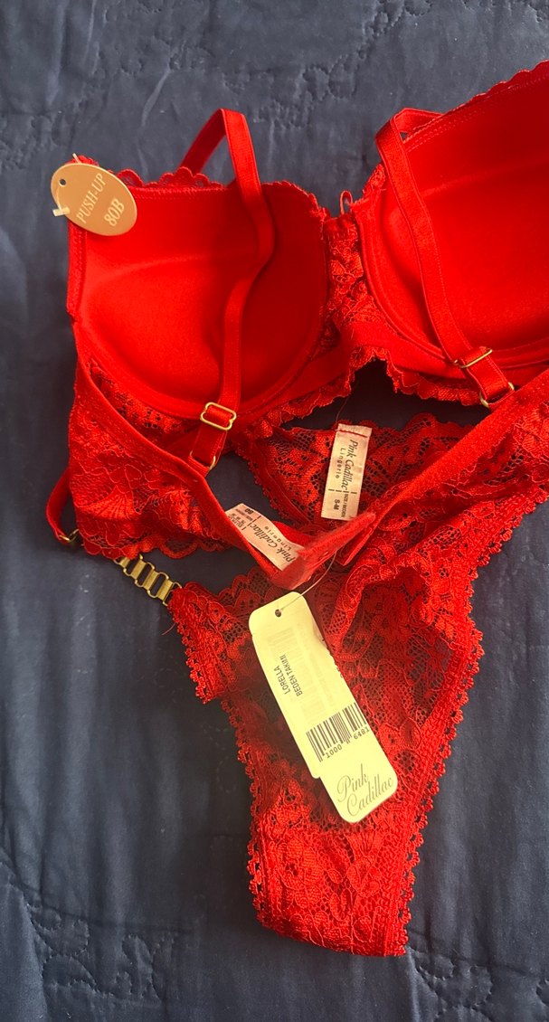 Kırmızı dolgulu  Dantelli Gösterişli Büstiyer ve Tanga Takımı - Görsel 4
