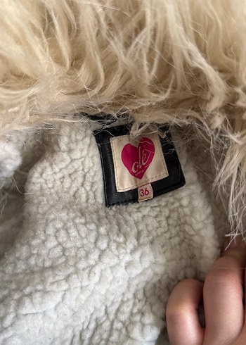 Kürk Detaylı Siyah Deri Kadın mont - Görsel 2