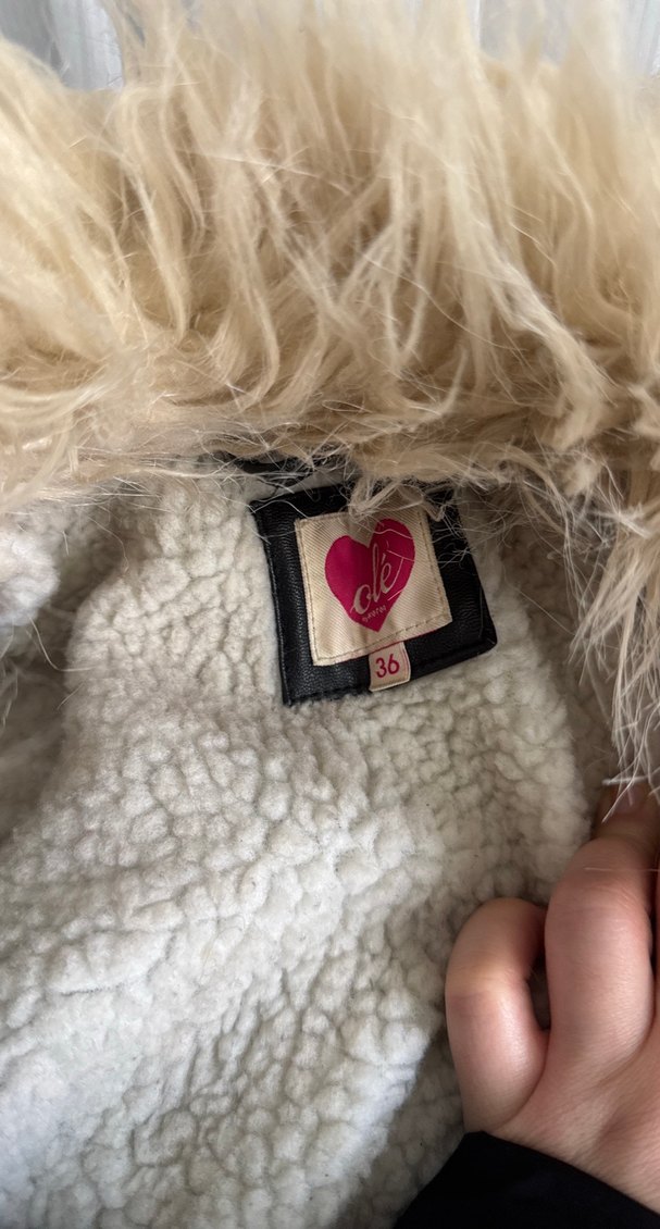 Kürk Detaylı Siyah Deri Kadın mont - Görsel 2