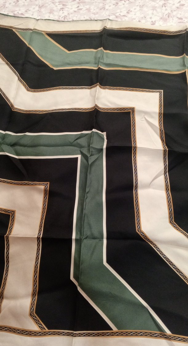 levidor eşarp - Görsel 2