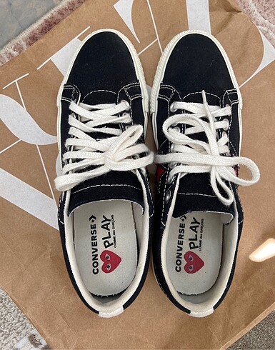 42 Beden siyah Renk Converse comme des garçons orijinal