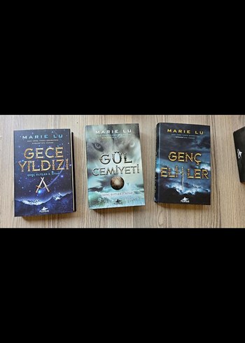 Marie Lu Üçlemesi: Gece Yıldızı, Gül Cemiyeti, Genç Elliler