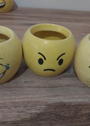 Emoji desenli sarı seramik saksılar - Görsel 6