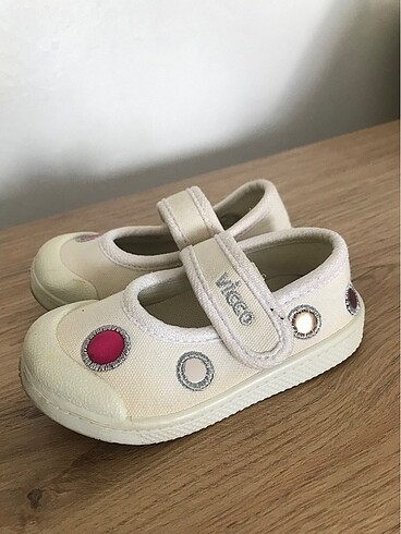Vicco vicco kız bebek ayakkabısı 19 numara
