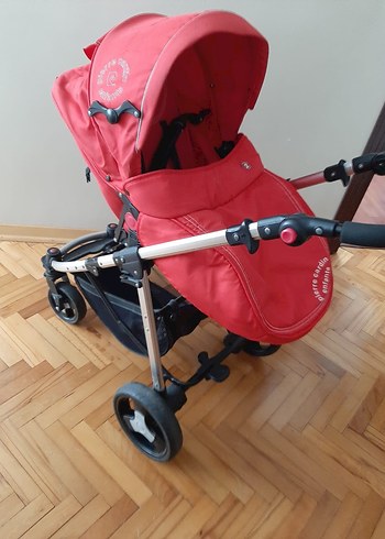 Diğer Beden Kırmızı Pierre Cardin Bebek Arabası