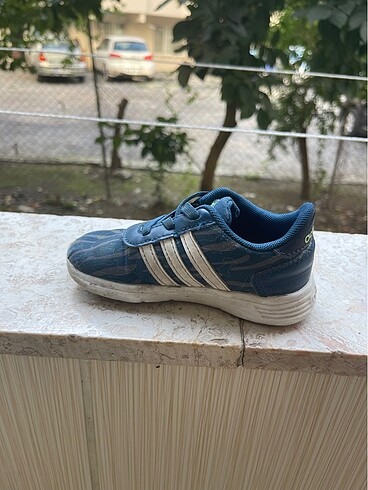 23 Beden mavi Renk Orijinal Adidas Bagciksiz