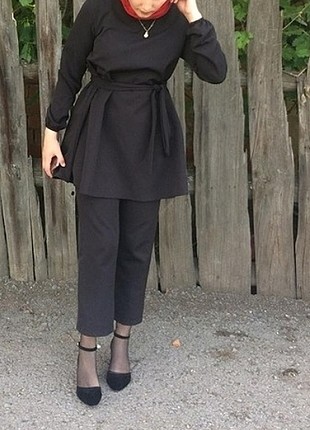 siyah krep kumaş takım