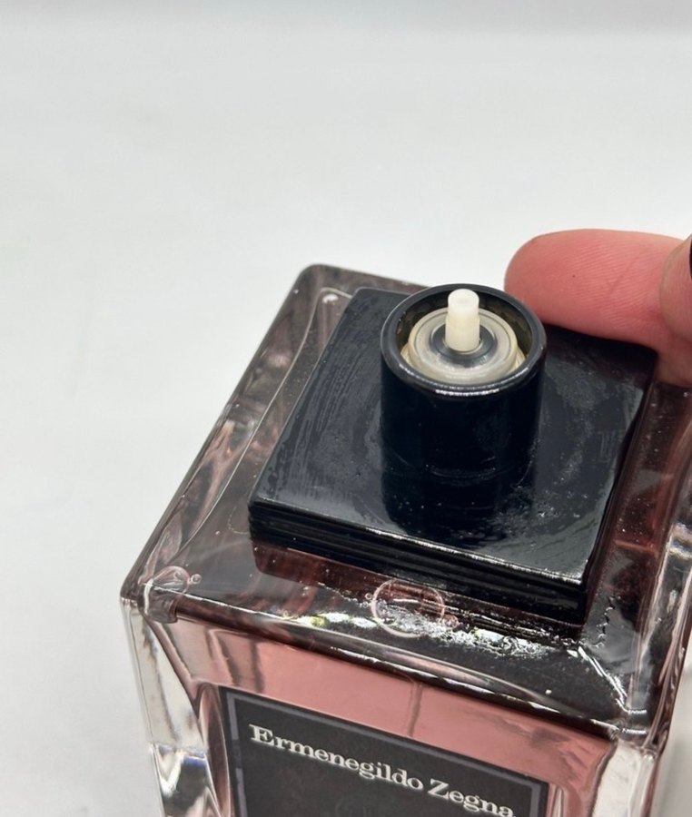 Ermenegildo Zegna Florentine Iris Kadın Parfümü - Görsel 3