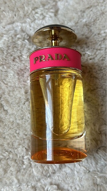 Prada Paradoxe