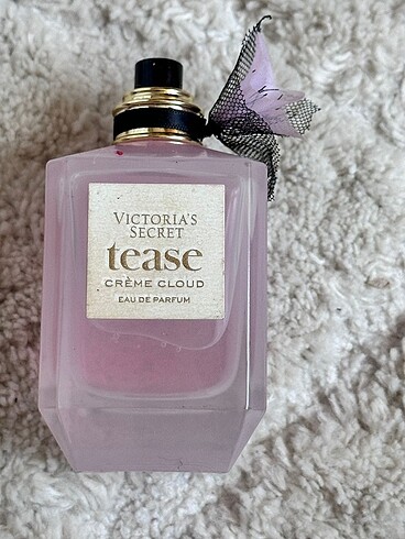 Victoria Seceret Tease Creme Cloud