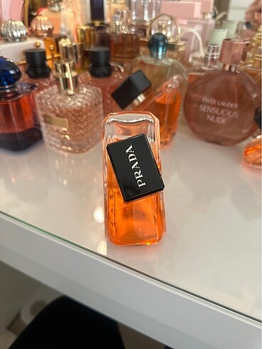 Prada Prada Paradoxe