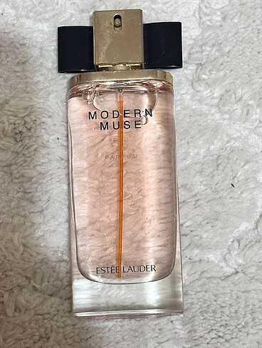 Estee Lauder Modern Muse