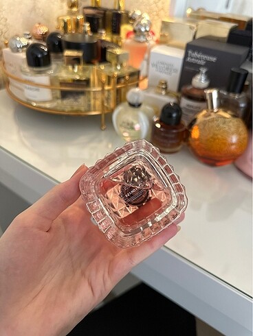 Beden Valentino Donna Born İn Roma