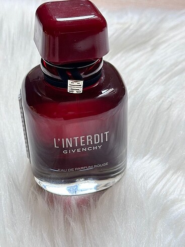 GIVENCHY Gıvenchy Lınderdıt Rouge