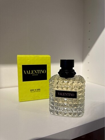 Valentino Donna Born In Roma Yellow Dream