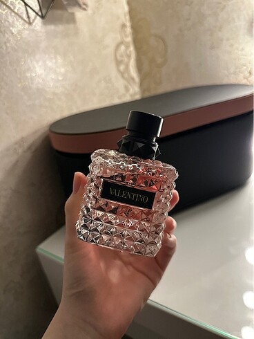 Valentino Donna Born İn Roma Edp