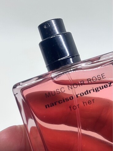 Beden Narciso Rodriguez Musc Noir Rose