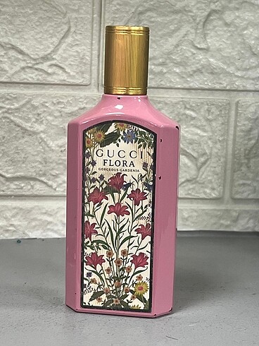 Gucci Flora Goergous Gardenia