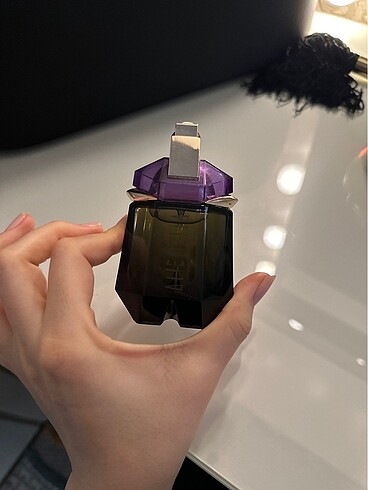 Mugler alien