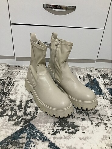 PULL&BEAR kadın bot