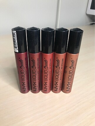 Nyx metalik rujlar