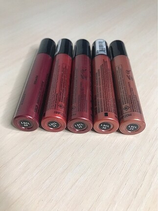 NYX Nyx metalik rujlar
