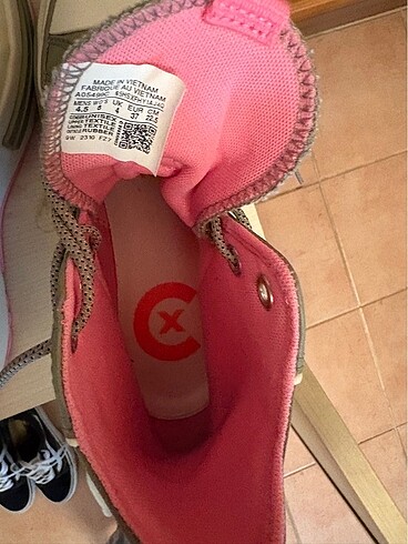 37 Beden Converse