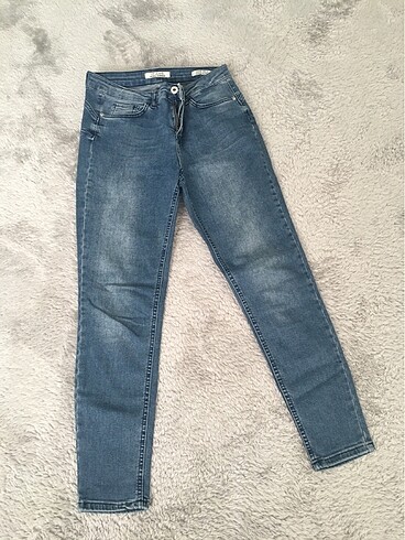 28 Beden Pantolon (defacto)