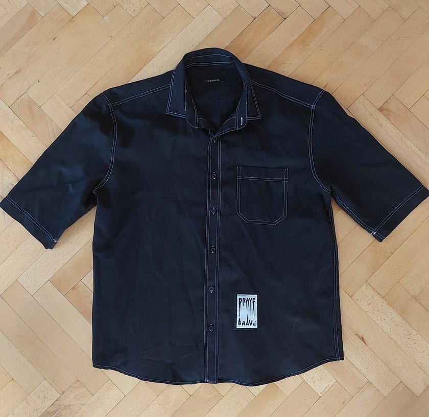 Trendyol Unisex Siyah Tarz Dikiş Detaylı Gömlek - Görsel 2