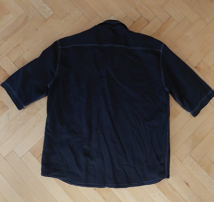 Trendyol Unisex Siyah Tarz Dikiş Detaylı Gömlek - Görsel 3