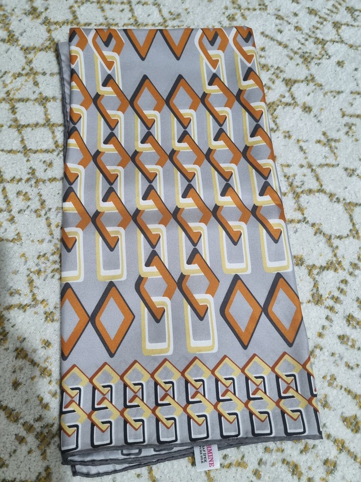 Armine eşarp - Görsel 2