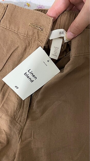 H&M Etiketli H&M keten karışımlı pantolon