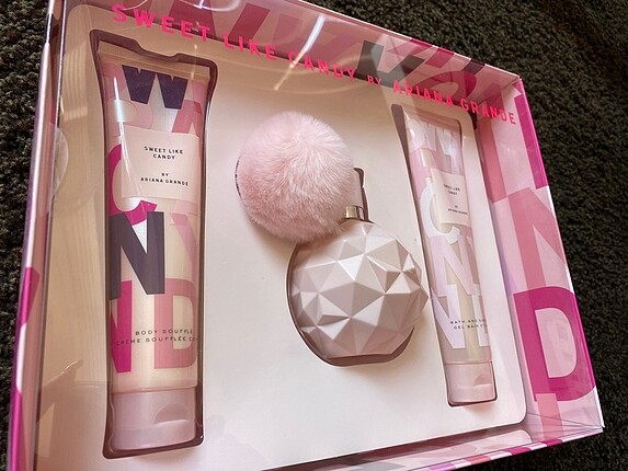 Ariana Grande Sweet Like Candy 3x 100 ml Hediye Seti