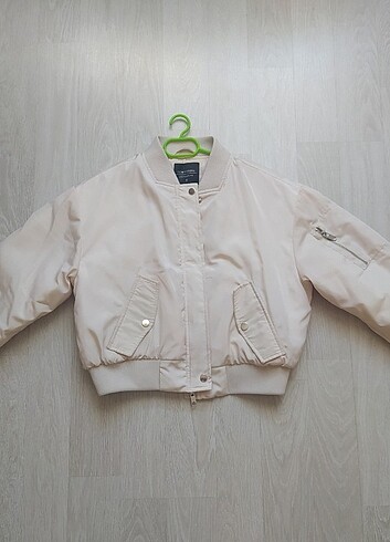 Lcw bomber mont