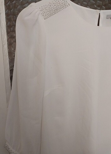 H&M Beyaz Gömlek Taşlı